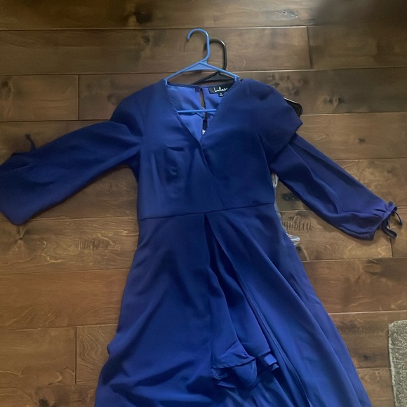 Lulus - Picture 1 of 1